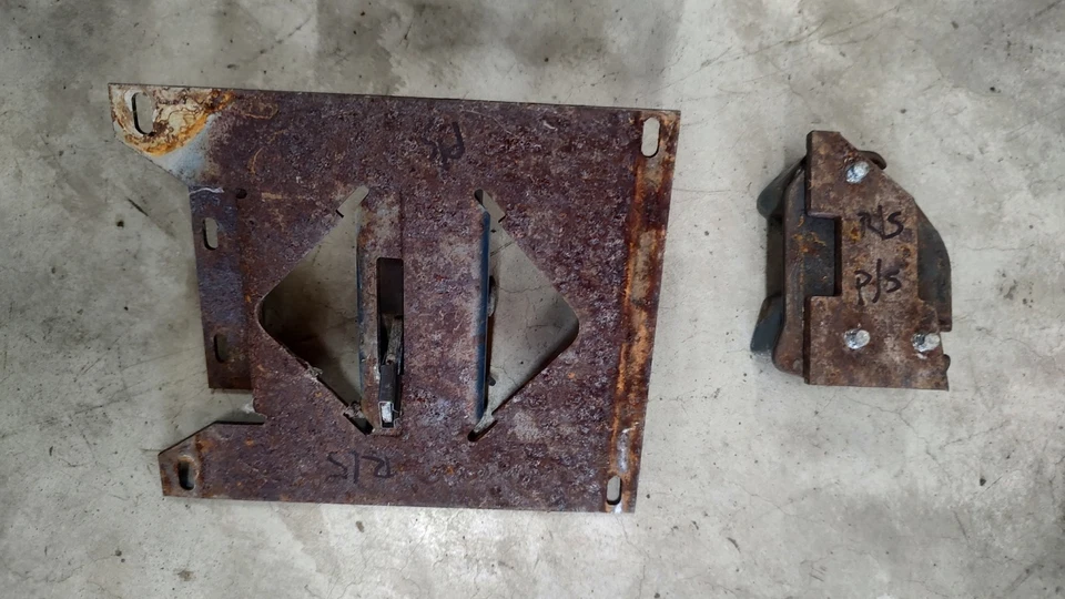 Dodge Truck D100 D200 1968 68 Sweptline pestillo de puerta conjunto lateral derecho del pasajero Foto 4 de 4