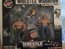 STOCK CLEARANCE ON PACK OF 2 WRESTLE WARRIOR FIGURES WRESTLE KING