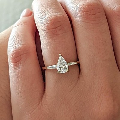 0,95 ct Birnenschliff-Verlobungsring Diamant 14 K Gelbgold Lab Grown E F VVS CVD