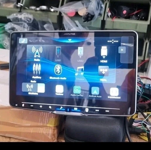 Alpine iLX-F905D Ricevitore multimediale da 9" con DAB+ - Immagine 2 di 4