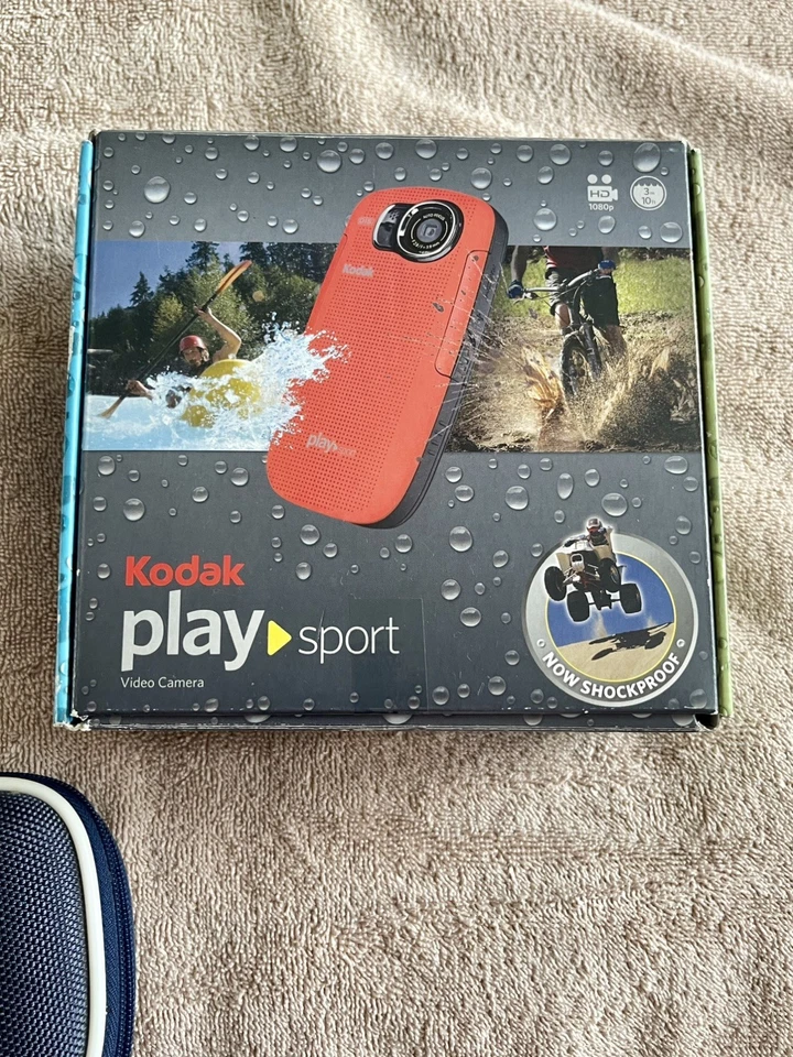Kodak Play Sport  Waterproof Video Camera plus case.  In originIn original box  - Image 3 of 4
