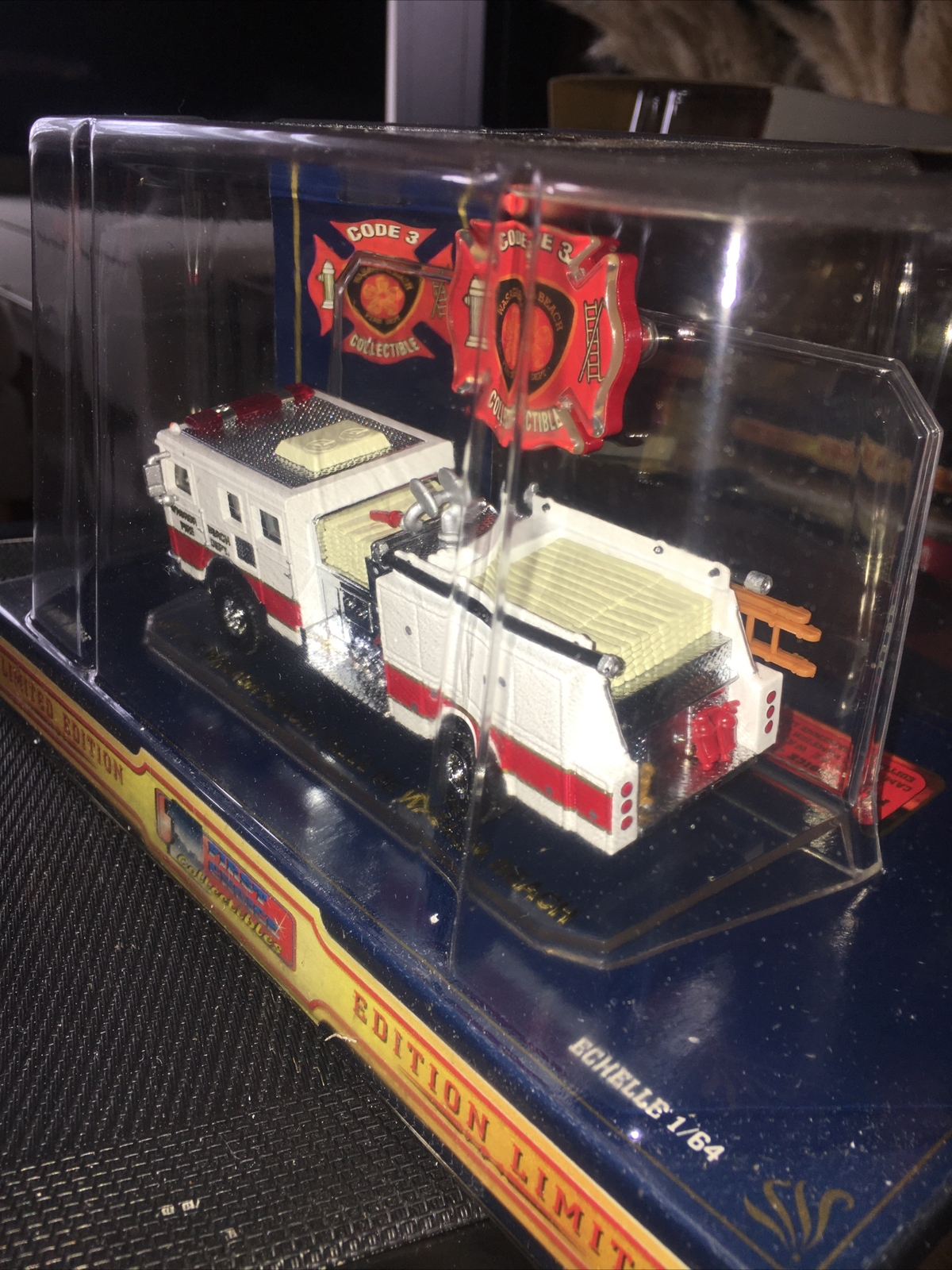 Picture 4 of 5