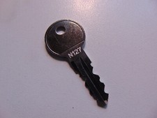 Thule Schl&uuml;ssel N127  N 127 Ersatzschl&uuml;ssel f&uuml;r Hecktr&auml;ger Dachboxen Dachtr&auml;ger