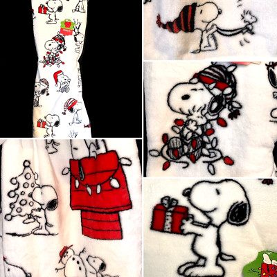 Peanuts Snoopy Christmas Berkshire Blanket Throw Woodstock Snowman Doghouse Red
