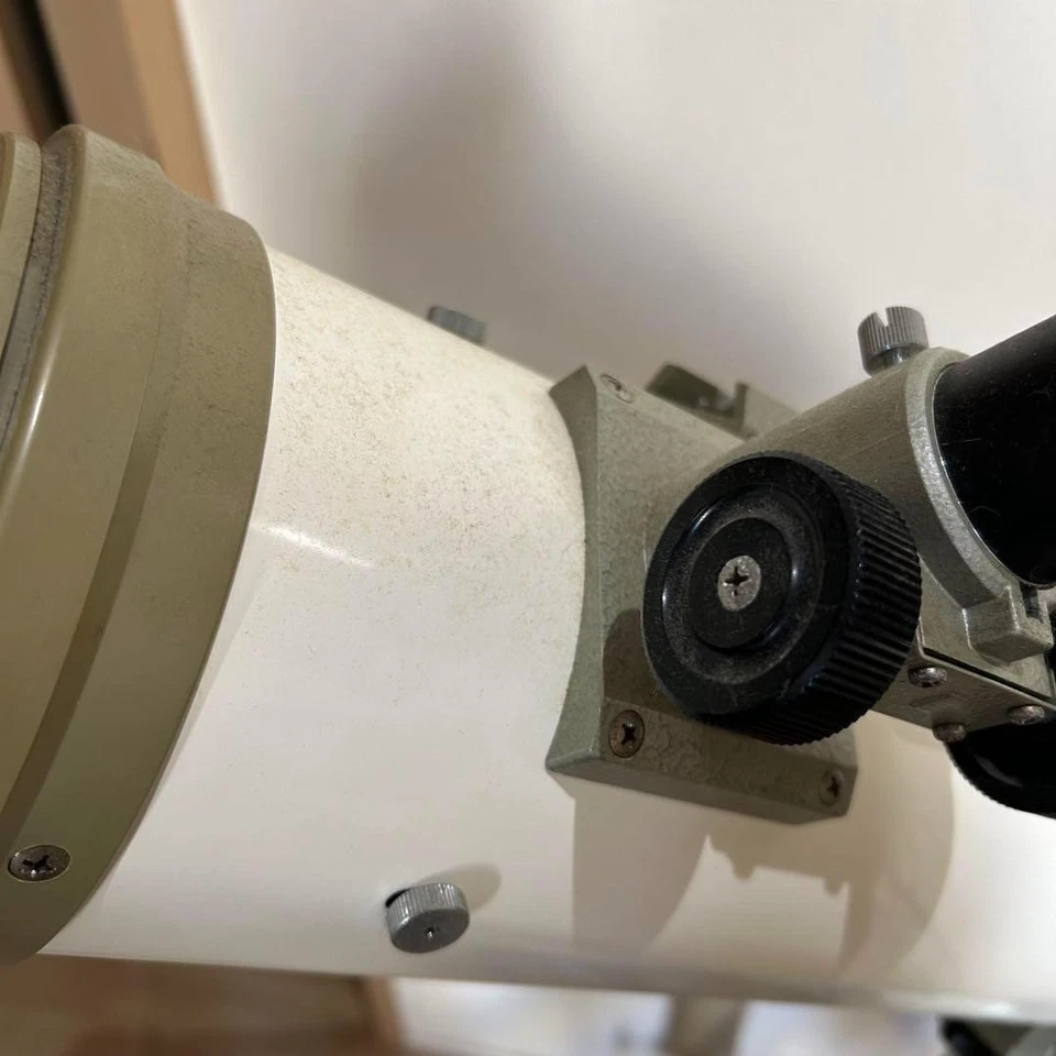 Telescopio reflector newtoniano Vixen Polaris R-100L 100 mm con trípode ecuatorial Foto 3 de 4