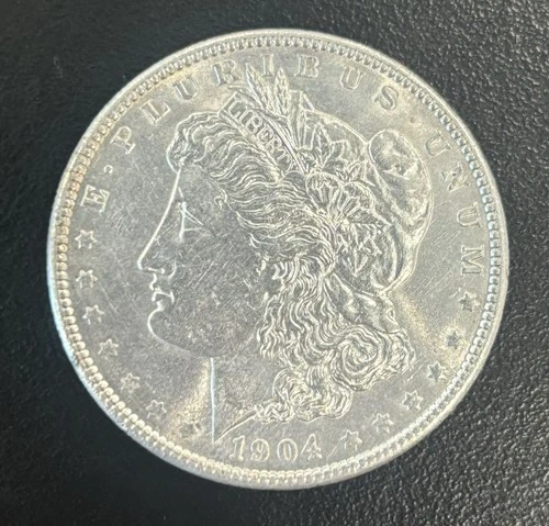 1904 MORGAN DOLLAR UNCIRCULATED