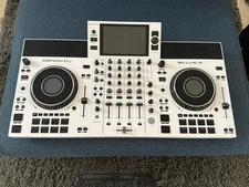 Denon DJ SC Live 4 4-Deck Standalone DJ System White W Soft Roller Bag DeckSaver