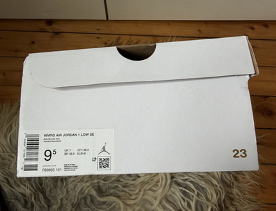 Jordan Air Jordan 1 Low SE Low Top Sneaker Schwarz/Weiß EU 41 FB9893-101