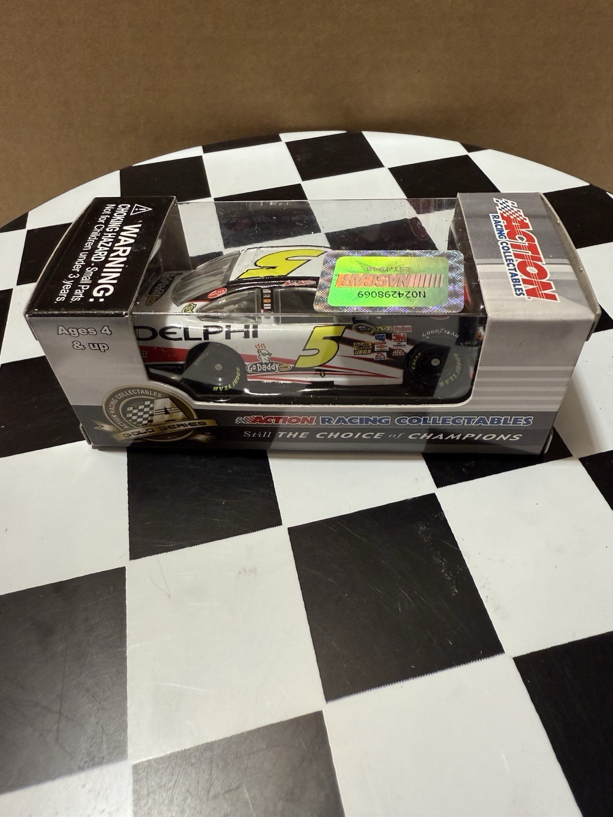 Picture 4 of 5