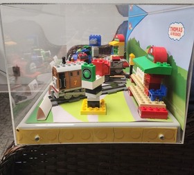 LEGO Thomas and Friends STORE DISPLAY CASE  5554,  5556,  5555, 5552 RARE DUPLO