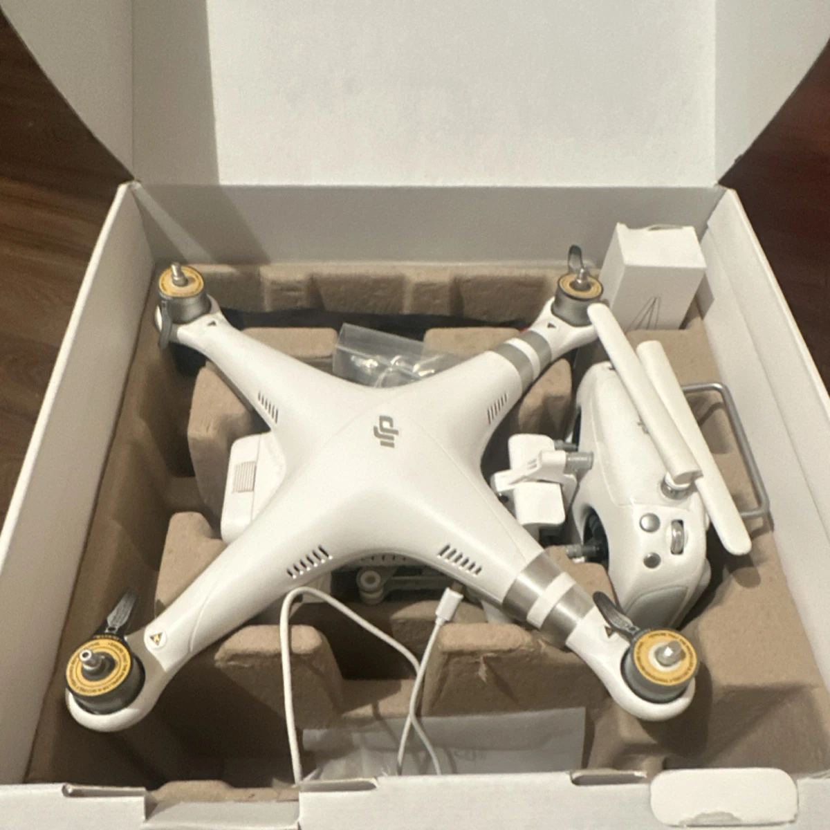 Preços baixos em DJI Phantom 3 Professional pronto para voar