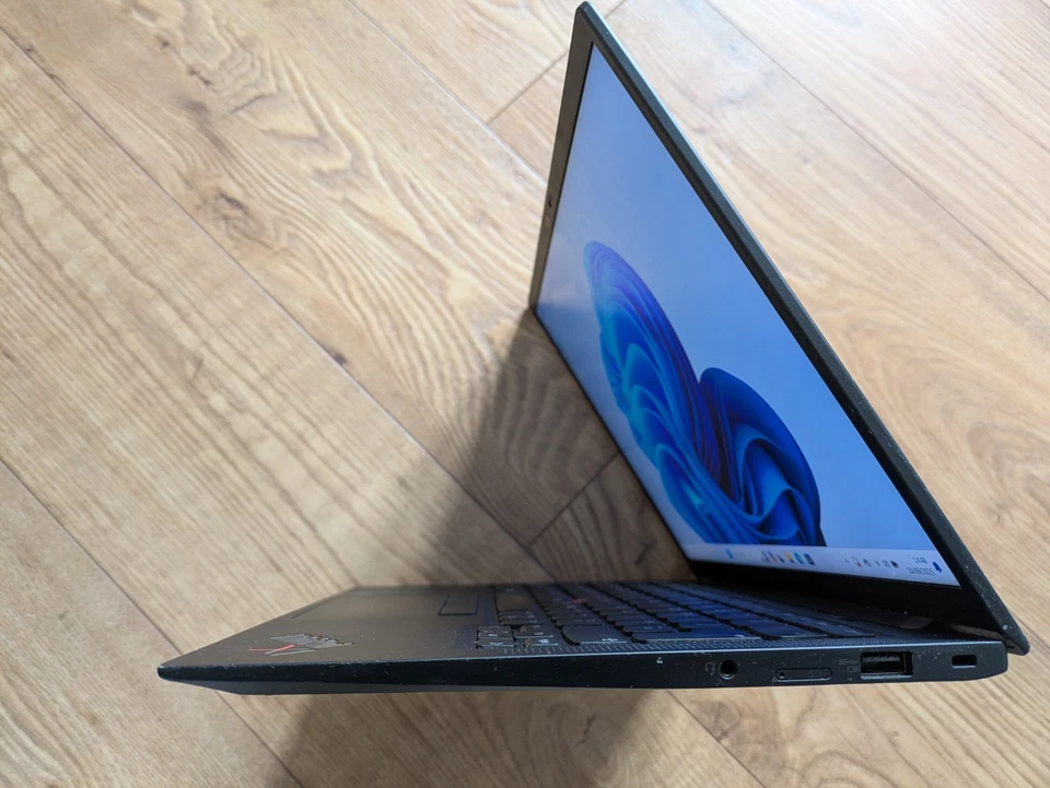 Lenovo ThinkPad X1 Carbon Gen 9 Core i7 1165G7 2.8GHz 16GB RAM 256GB 14" 418 - Image 4 of 4