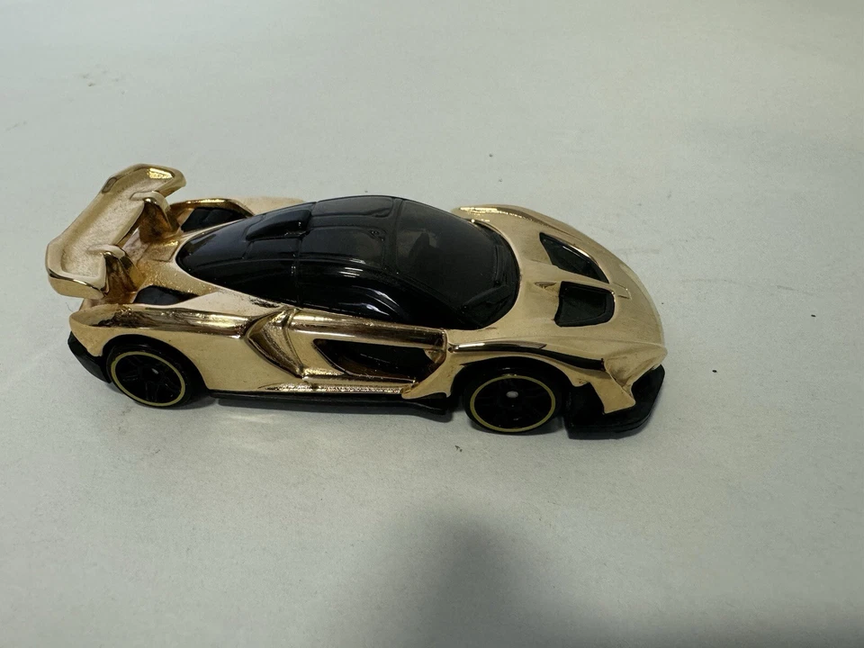 McLeran Senna de oro 24K personalizado Foto 4 de 4