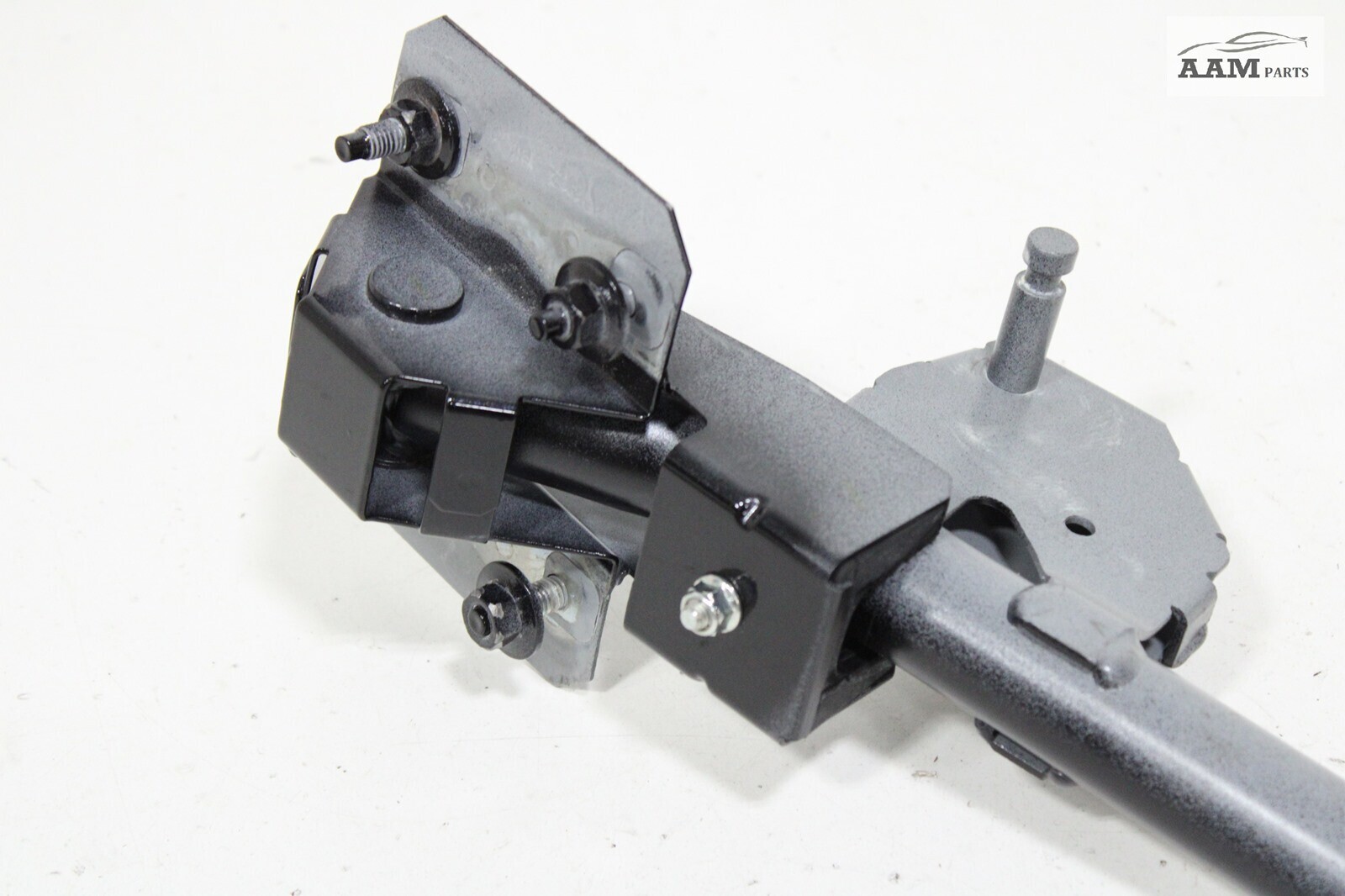 14-20 MASERATI GHIBLI M157 REAR RIGHT SIDE TRUNK LID HINGE SUPPORT 670009222 OEM