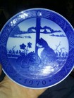 🔴VINTAGE 7" ROYAL COPENHAGEN ~ CHRISTMAS PLATE ~ 1970 ~ CHRISTMAS ROSE AND CAT — photo 1