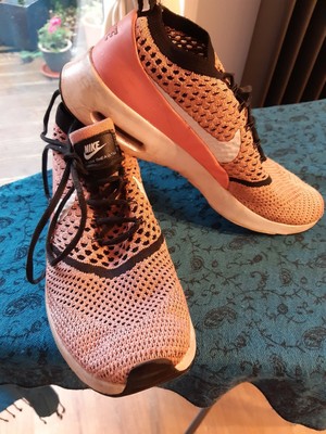 thea pink trainers