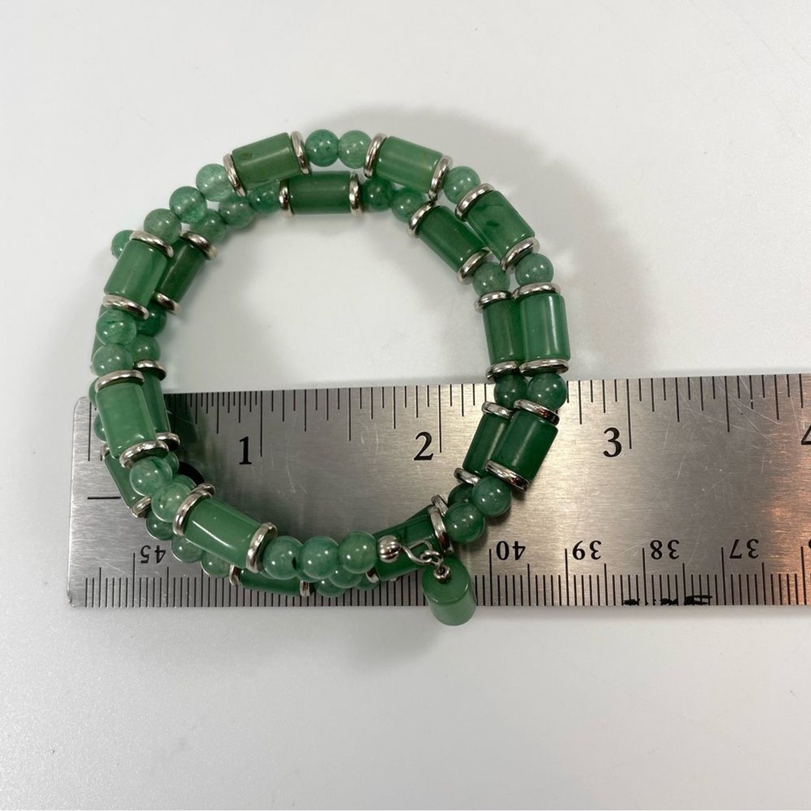 Beautiful Unsigned Silver Tone Memory Wire Aventu… - image 6