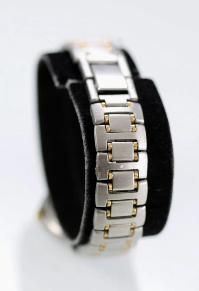 Benrus UltraSteel女士手表不锈钢银色30米日期灰色Batt石英表 — 第 2/4 张图片