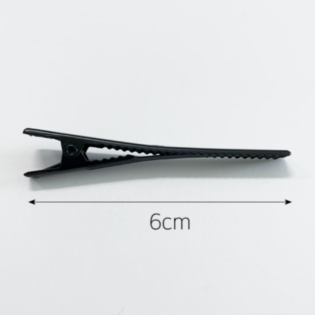 Chanel Beauty Hair Clip & Black Hairpin SET / Chanel 