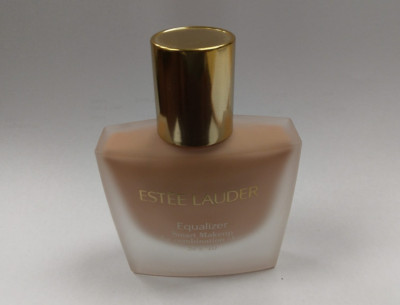 Estee Lauder - Equalizer - Smart Makeup For Combination Skin 1 oz.