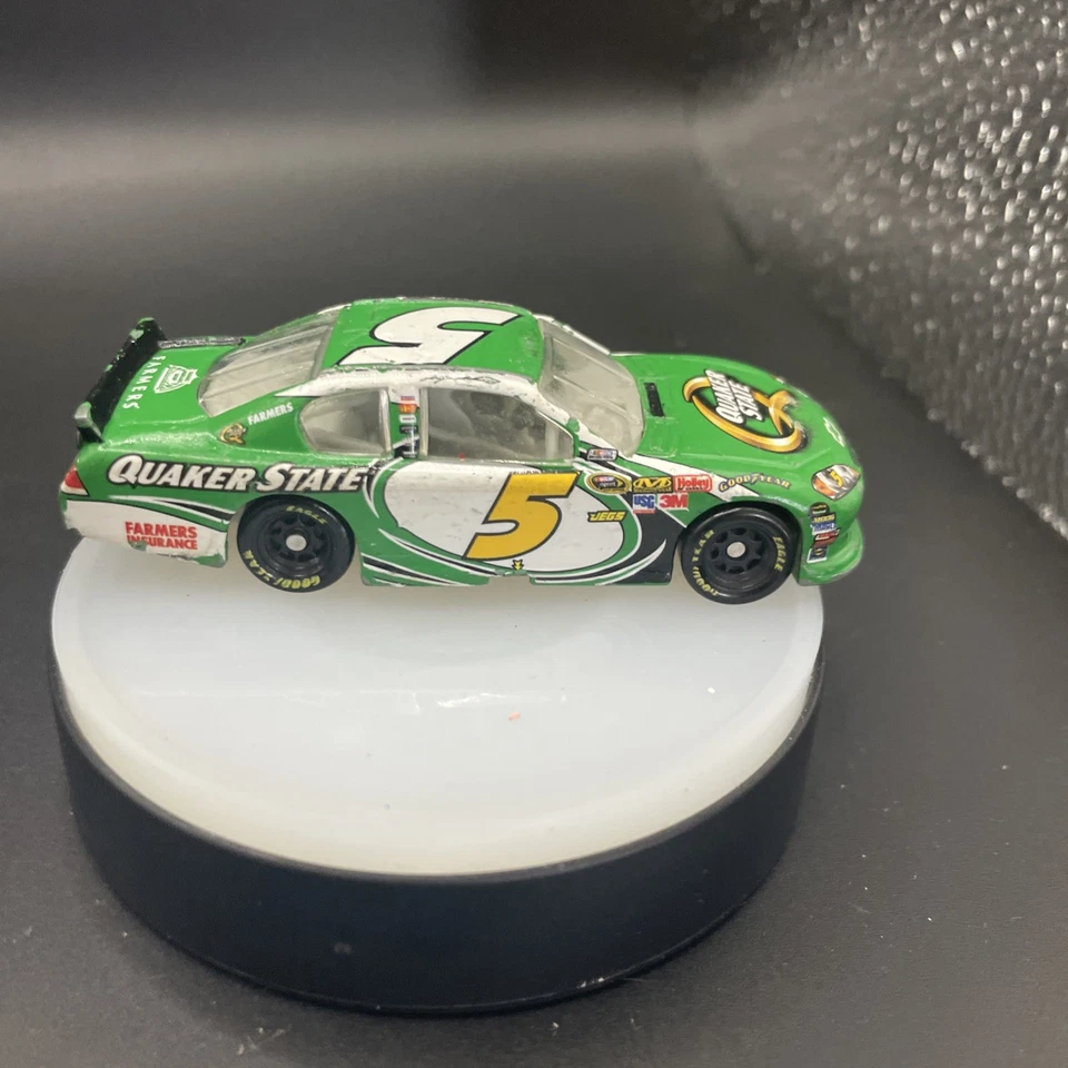 Kasey Kahne #5 Quaker State Hendrick Chevy Impala NASCAR 2012 fundido a presión suelto Foto 3 de 4