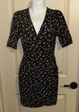 ALL IN FAVOR Black Floral "Black Ditsy" Faux WRAP Short Dress ~ Size SMALL