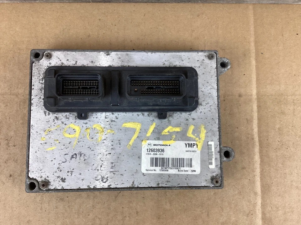 Módulo de control informático motor Saturn Vue 2004-2006 ECM ECU 12603936 Foto 2 de 4