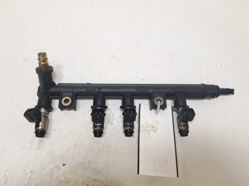 3219018301 INIETTORE FIAT PUNTO II (188) 1.2 B 8v MAN 5m 60CV 2001 5p BERL
