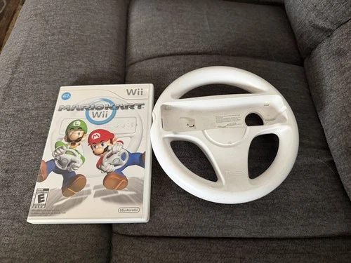 Mario Kart & Wii Wheel - Nintendo Wii Bundle