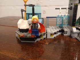 LEGO Marvel Super Heroes Hulk's Helicarrier Breakout 6868 Complete Retired