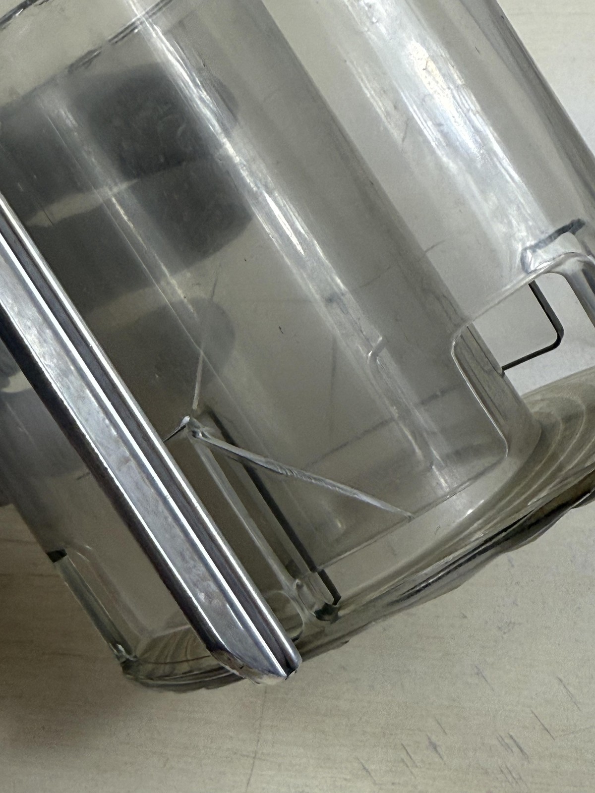 Cuisinart DLC-2011-P Food Processor Lid Cover Chute + Pusher Broken Parts