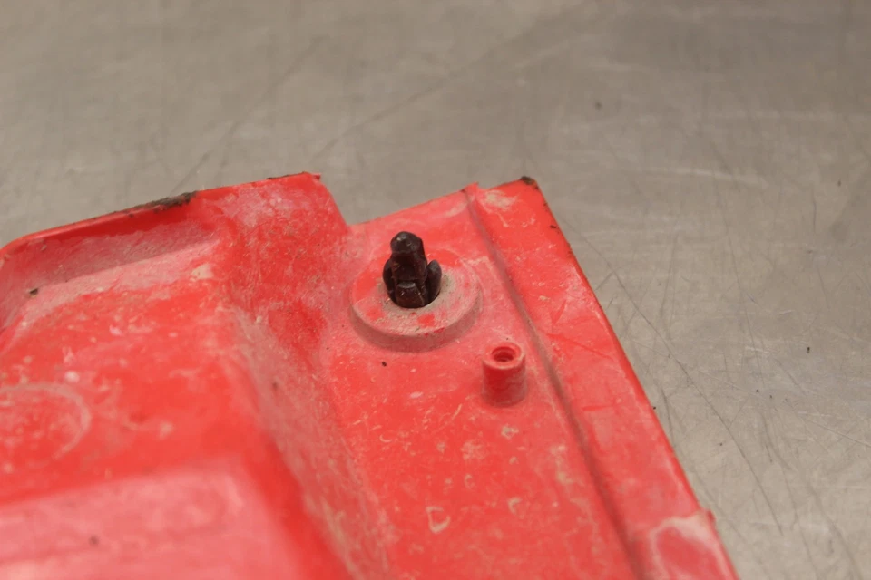 2004 年本田牧场主 400 TRX400FA 4x4 油箱燃料电池盖身体面板 C357 — 第 4/4 张图片