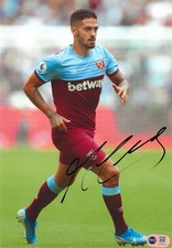 MANUEL LANZINI SIGNED WEST HAM UNITED 12x8 PHOTO (ACG CERT AG18128)