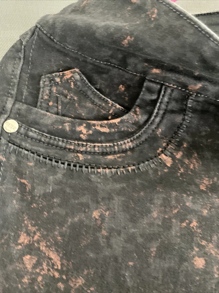 Vaqueros colombianos levanta cola Virtual Sensualidad EE. UU. 12 Mujer Foto 4 de 4