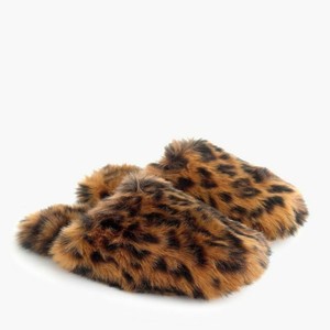 leopard fuzzy slippers