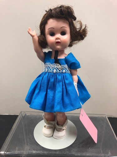 7” Vintage Vogue Ginny Doll Bent Knee Walker Brunette Blue Eyes All Original #A