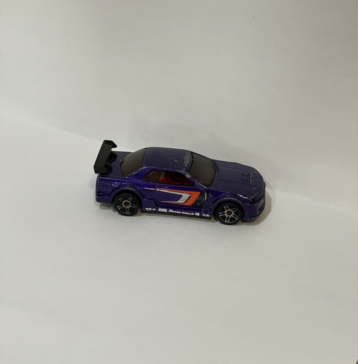 ミニカー Hotwheels NISSAN SKYLINE GT-R BNR32 Hot Wheels Nissan Skyline GT-R BNR32 Purple Super Hard To