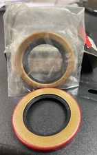 (Lot of 2) Auto Extra 7781S Engine Crankshaft Seal-Multi Purpose Seal