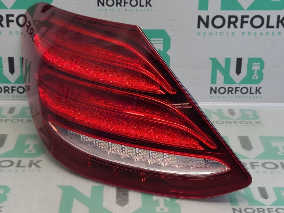 MERCEDES E-CLASS W213 Rear Tail Light Left A2139067900 - Image 4 of 4