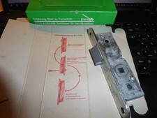 Schlagbaum - Schloß der Fa. WS, Rohr - Schloß