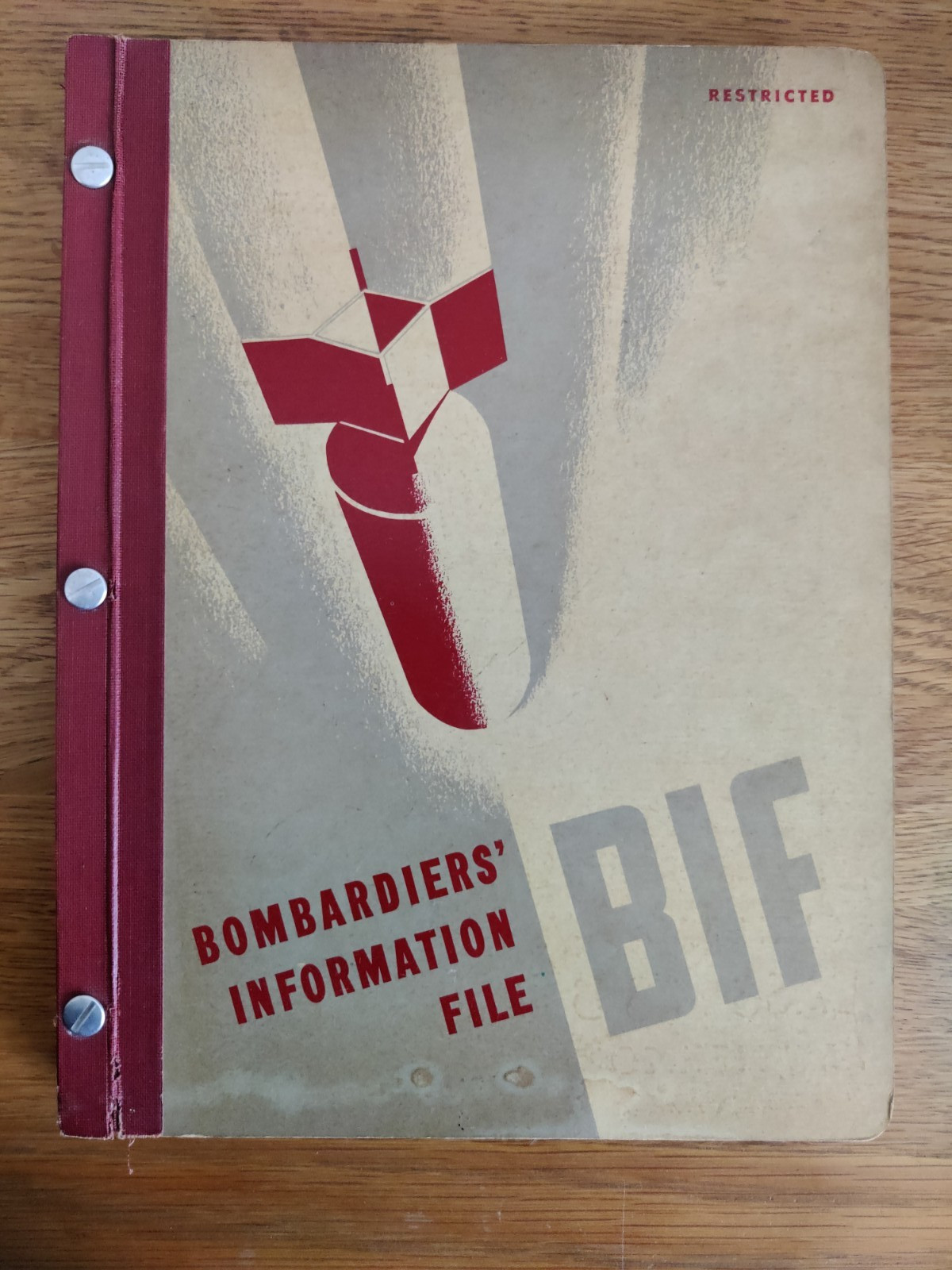 Genuine WW2 Bombardiers Information file USAAF  B17 B24 Flying Fortress