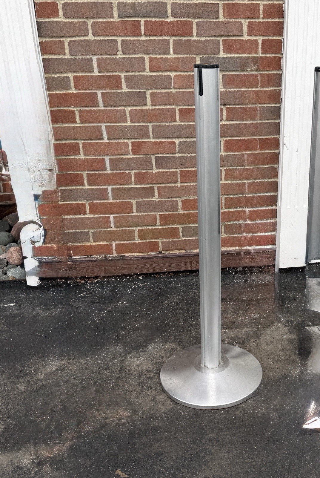 Lavi Beltrac 3000 Stanchion 4 Way Post Silver Aluminum No Belt / Receiver Only