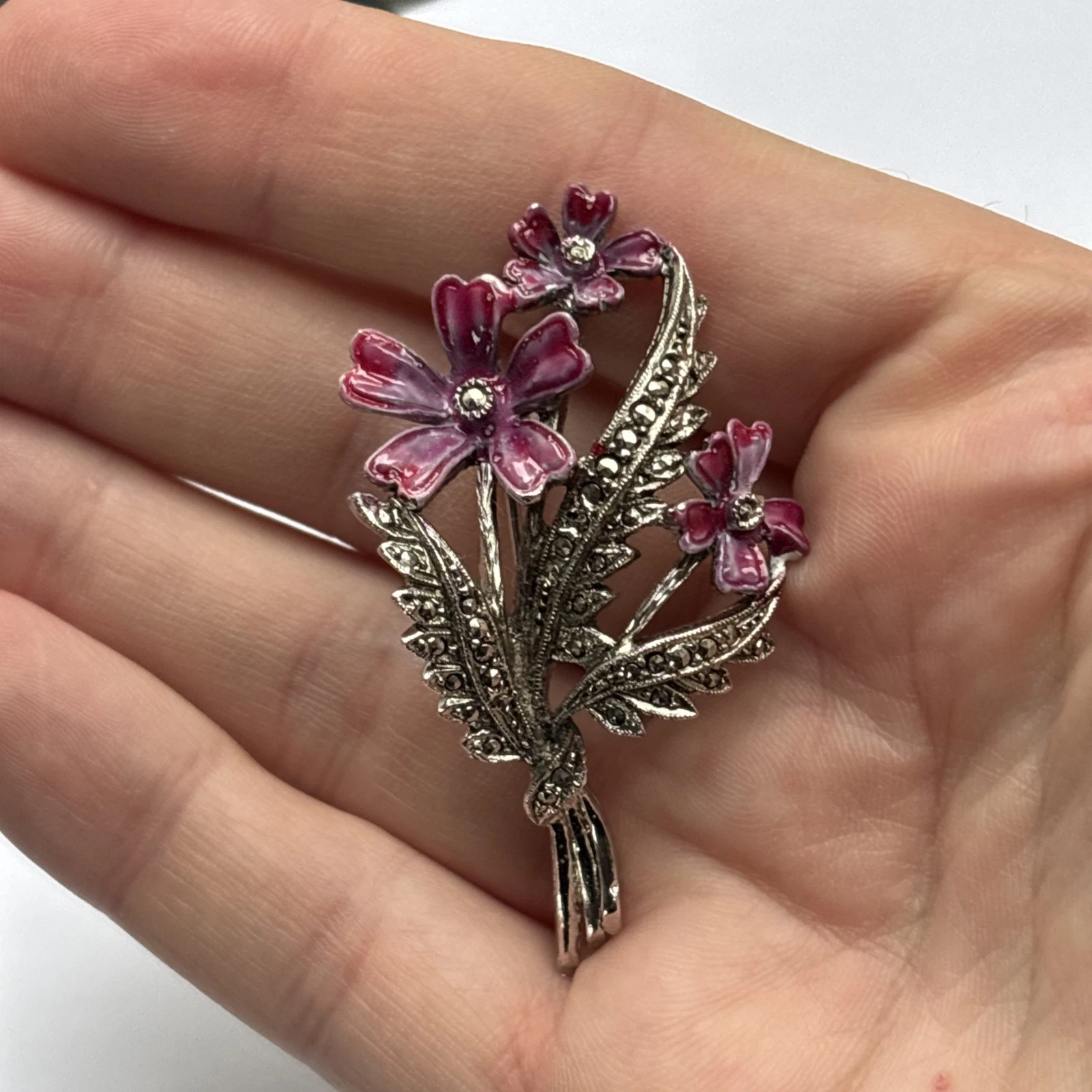 White Metal Pink Purple Enamel Flower Bouquet Brooch Vintage Pin Badge Stunning