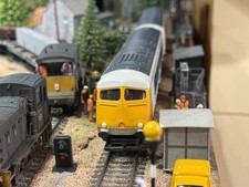 Triang Hornby OO Grey  Blue Pullman Diesel Loco 2-Car W60095 & W60097 Serviced