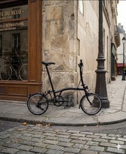 Brompton C Line Folding Bike 6-Speed Black Low Handlebar Lightweight Lock Safely