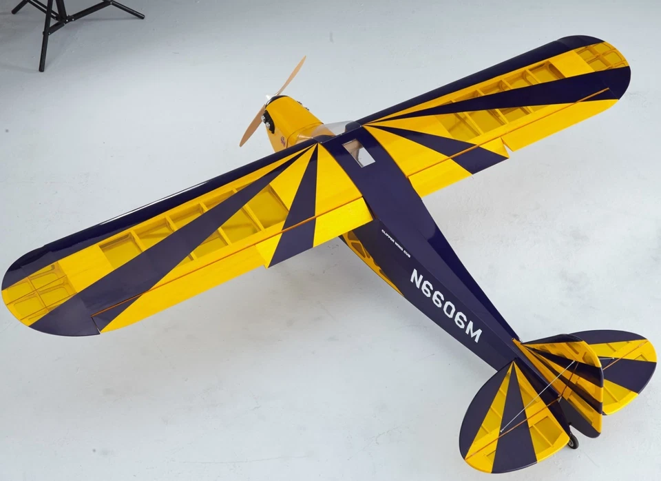 RC 1:4 Piper Cub 2330 mm ARF ARTF Balsa Holz GFK-Haube 210-250KV 26-30ccm - Bild 2 von 4