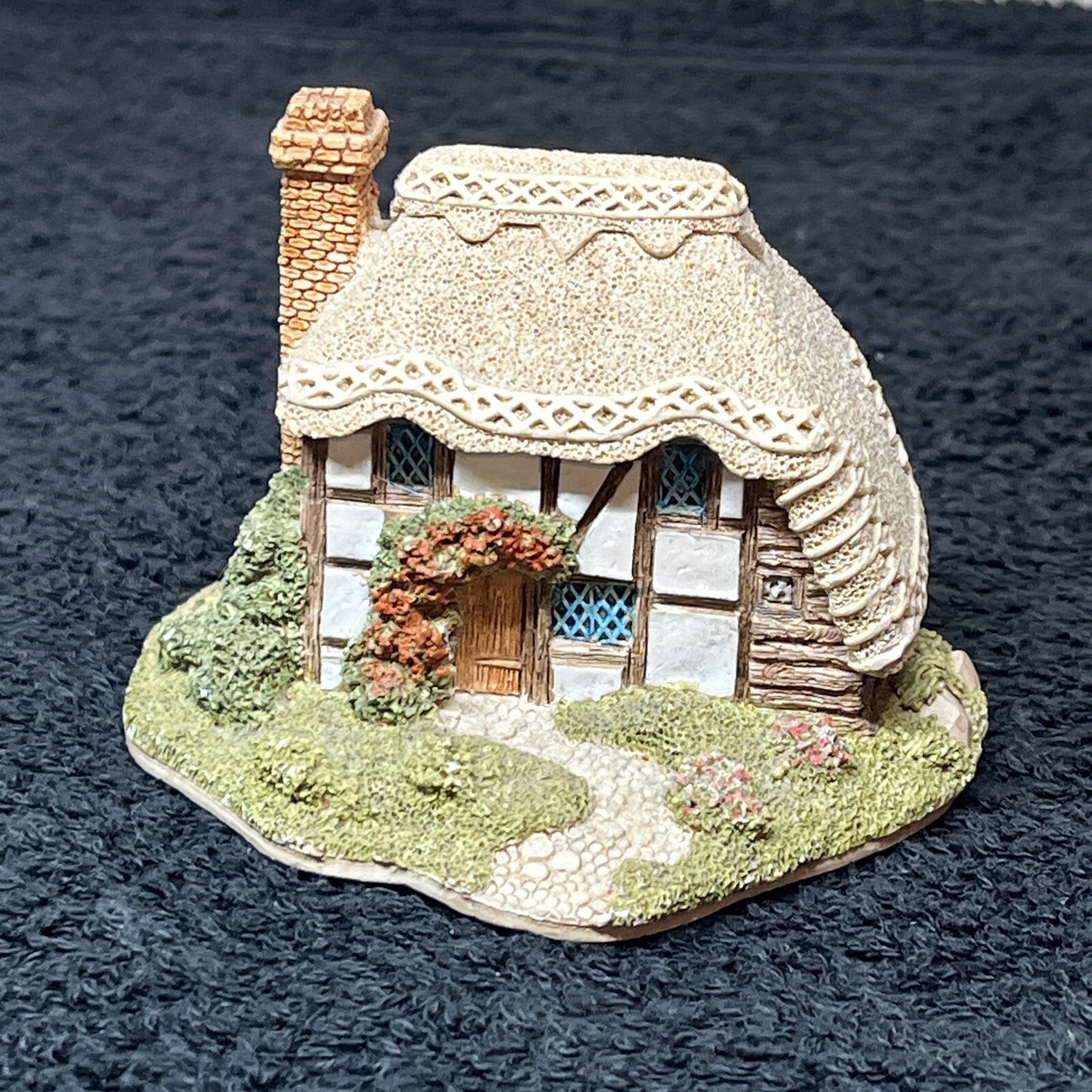 リリパットレーン　STRAWBERRY TEAS Lilliput Lane - Strawberry Fields