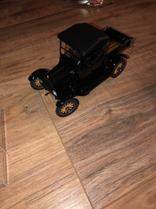 Details About Danbury Mint 1925 Ford Model T Runabout Pickup Truck 124 Diecast Scale