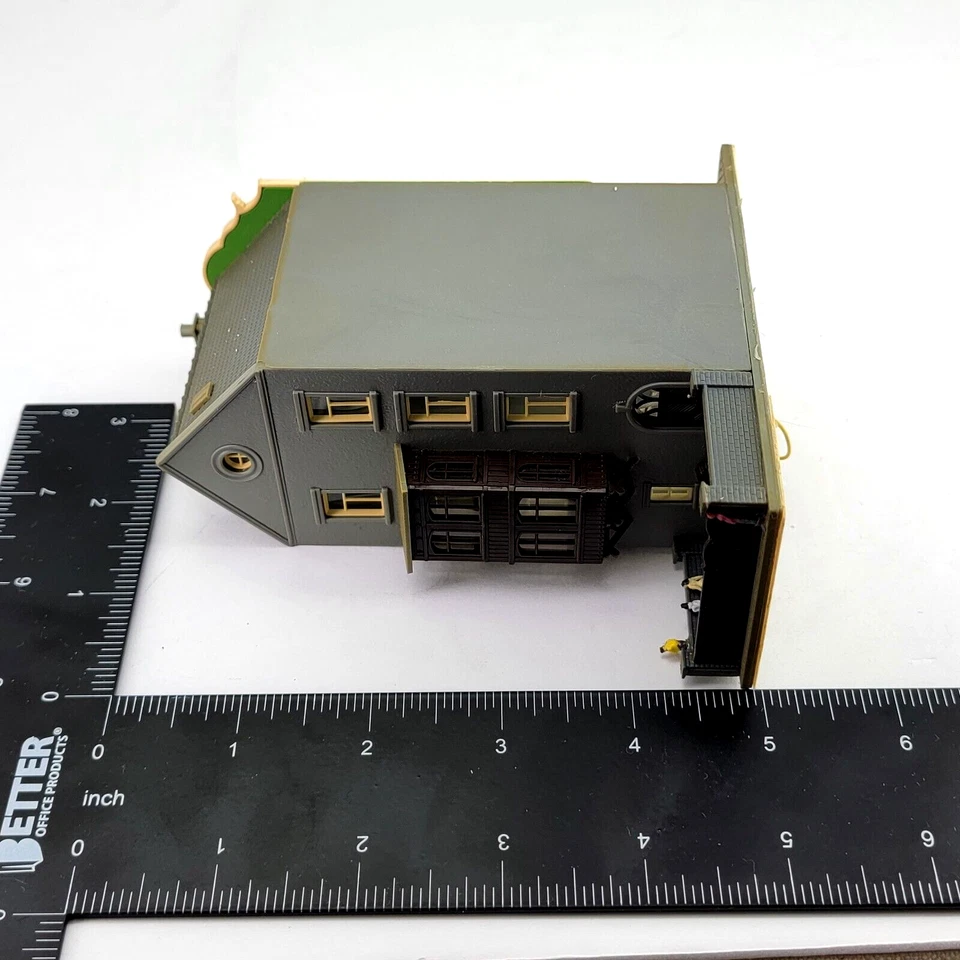 Vintage Model Power N Scale Built-up "Podiatrist" Lighted Model #2578 Built - Image 4 of 4