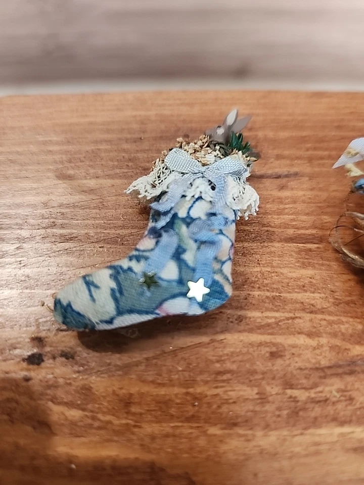 Artisan Miniature Dollhouse Karen Markland 1988 Spring Easter Bunny Decorations - Image 3 of 4